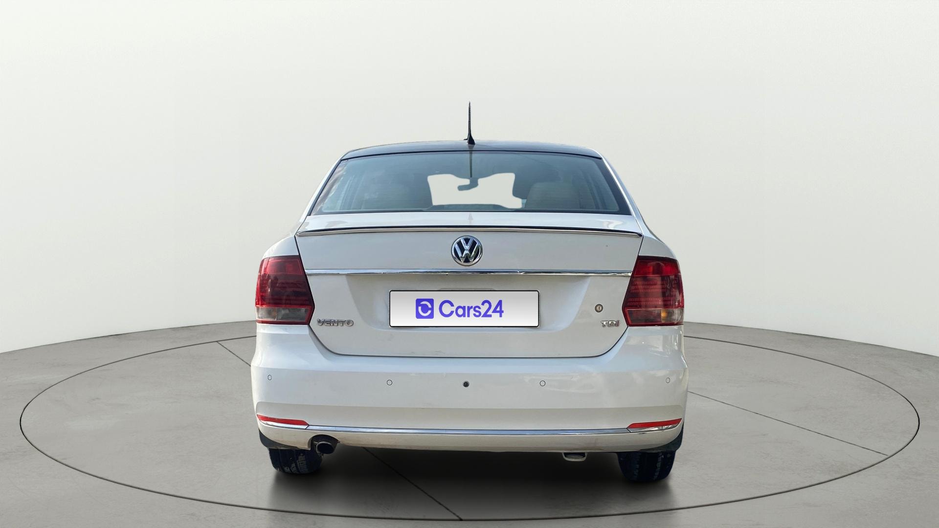 View 2016 Volkswagen Vento 1.2 L TSI Comfortline Petrol AT Image 39 Used 2016 Volkswagen Vento 1.2 L TSI Comfortline Petrol AT Image 39