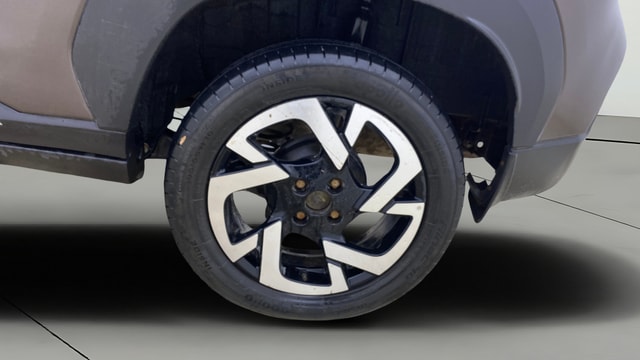 View Nissan Magnite Image 8 Used Nissan Magnite Image 8