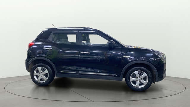 View Mahindra XUV300 Image 28 Used Mahindra XUV300 Image 28
