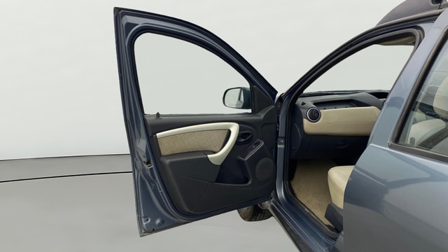 View Renault Duster Image 30 Used Renault Duster Image 30