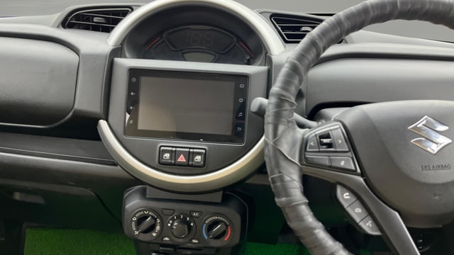 View Maruti Suzuki 1000 Image 17 Used Maruti Suzuki 1000 Image 17