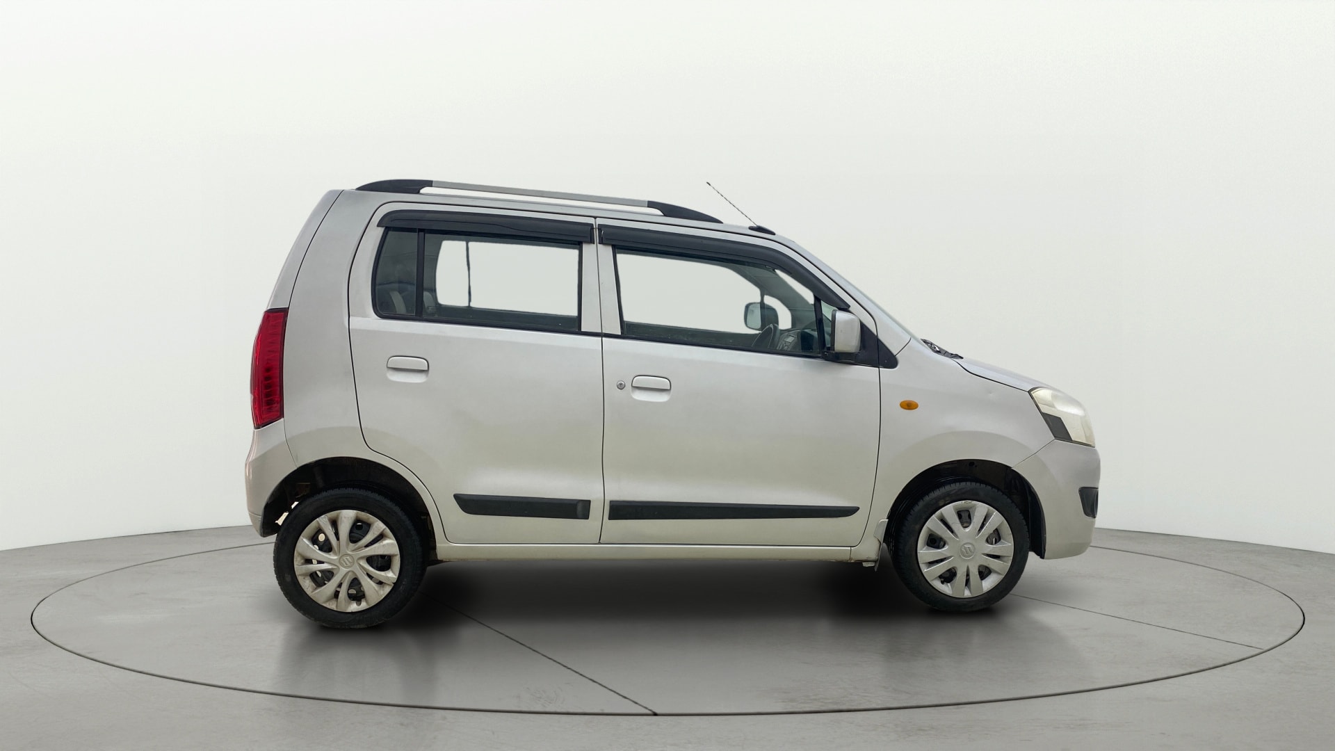 View 2015 Maruti Suzuki 1000 Base Variant Image 8 Used 2015 Maruti Suzuki 1000 Base Variant Image 8