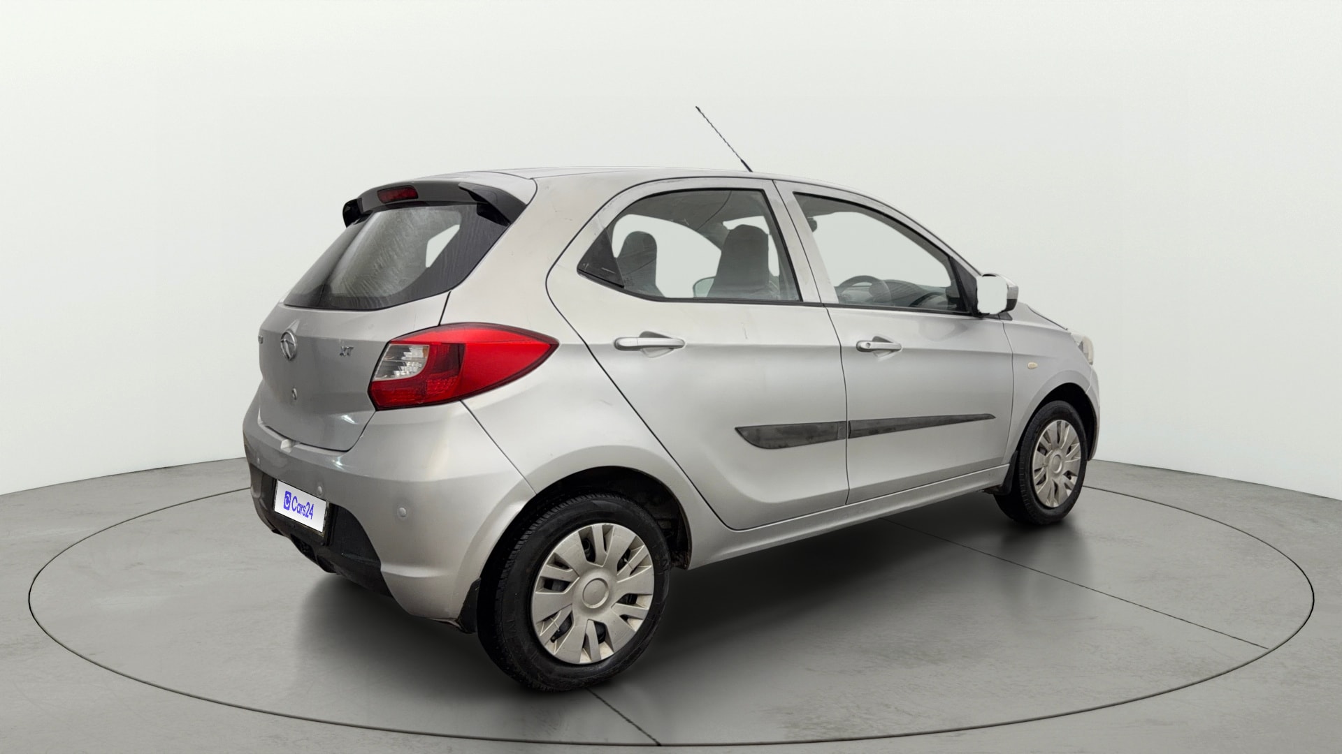 View 2019 Tata Tiago Revotorq XB Image 41 Used 2019 Tata Tiago Revotorq XB Image 41
