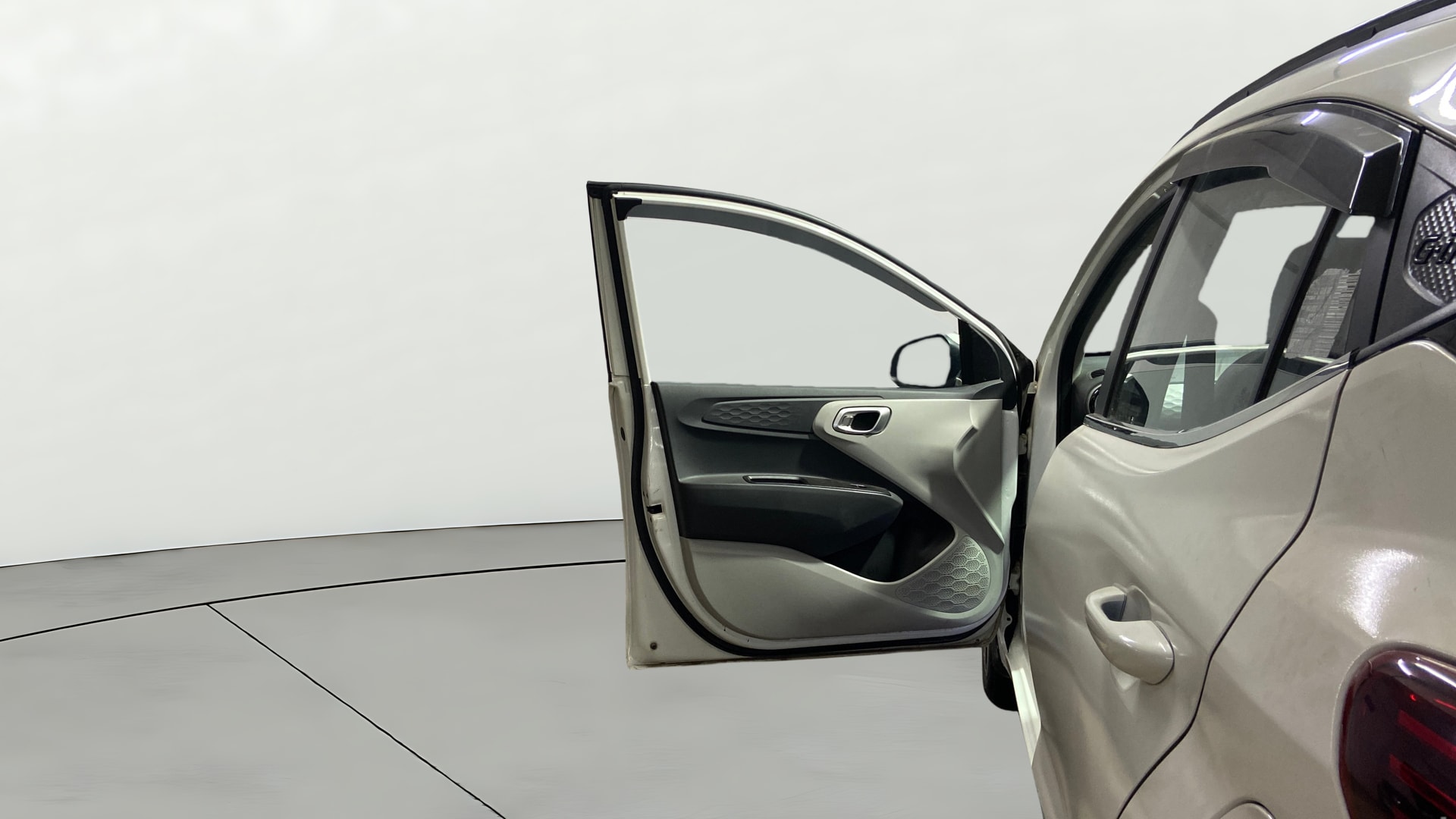 View 2023 Hyundai Grand i10 Nios Sportz Petrol Image 31 Used 2023 Hyundai Grand i10 Nios Sportz Petrol Image 31