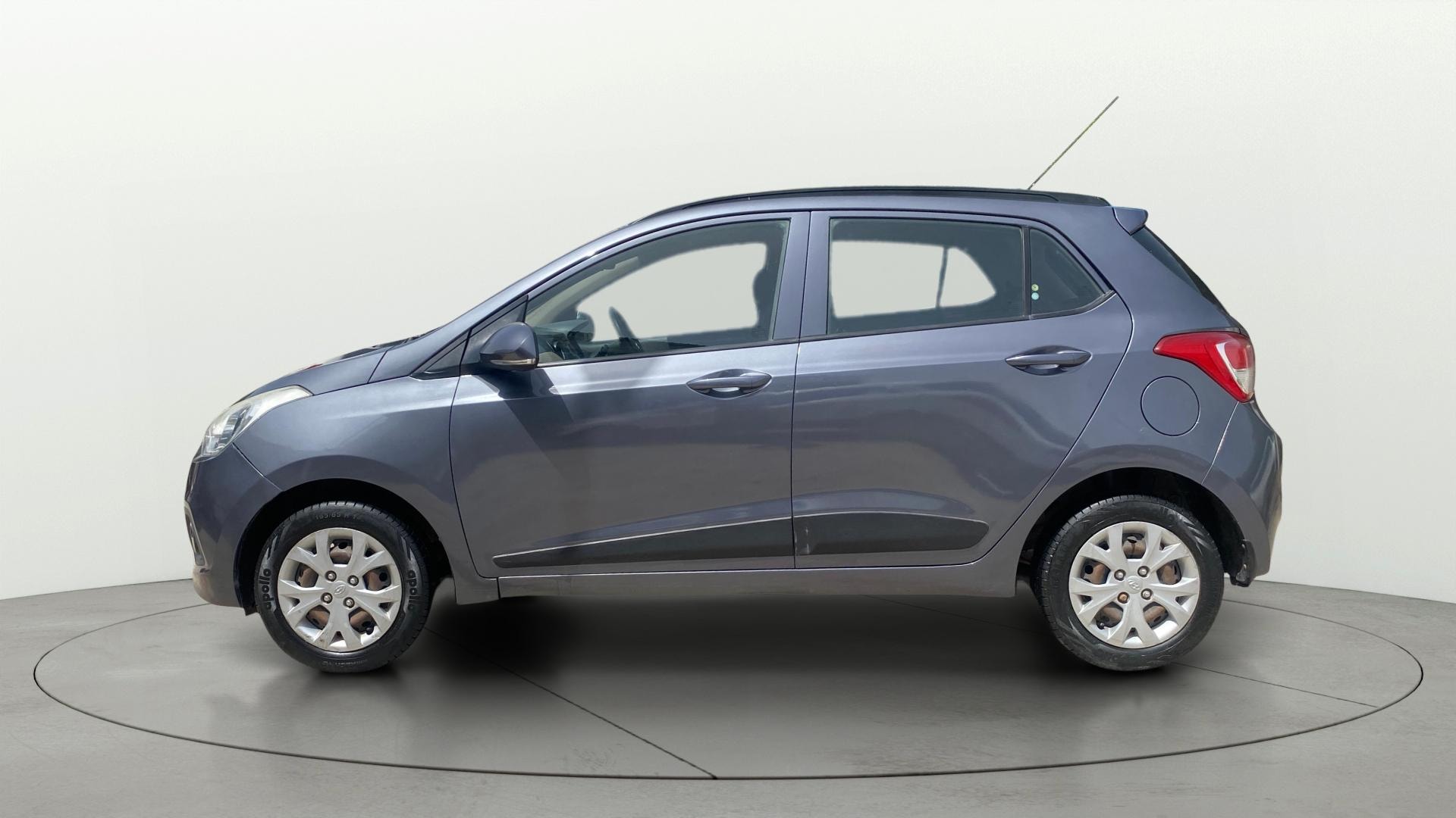 View 2016 Hyundai Grand i10 Sportz 1.2 Kappa Image 5 Used 2016 Hyundai Grand i10 Sportz 1.2 Kappa Image 5