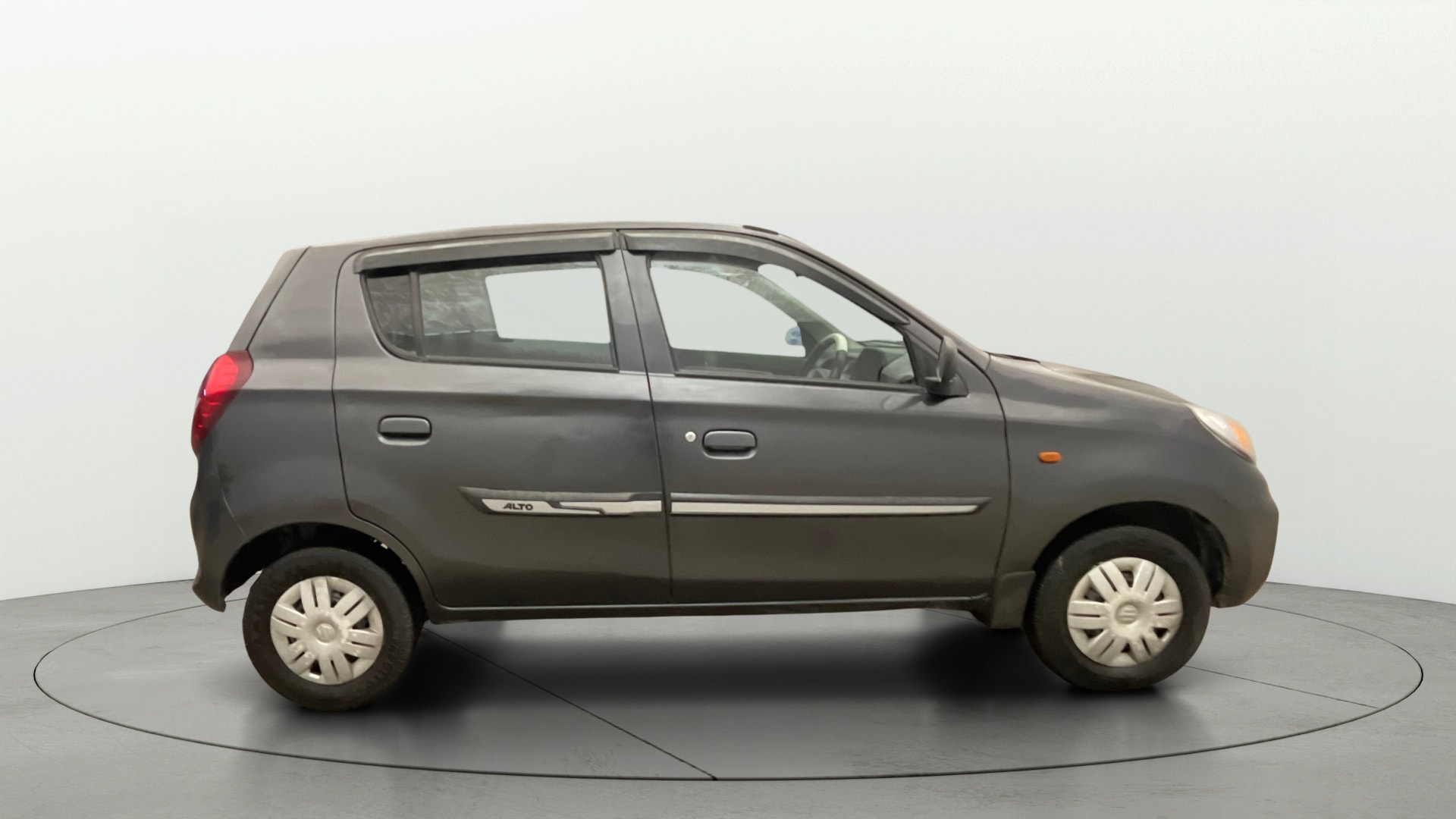 View 2022 Maruti Suzuki 1000 Base Variant Image 8 Used 2022 Maruti Suzuki 1000 Base Variant Image 8