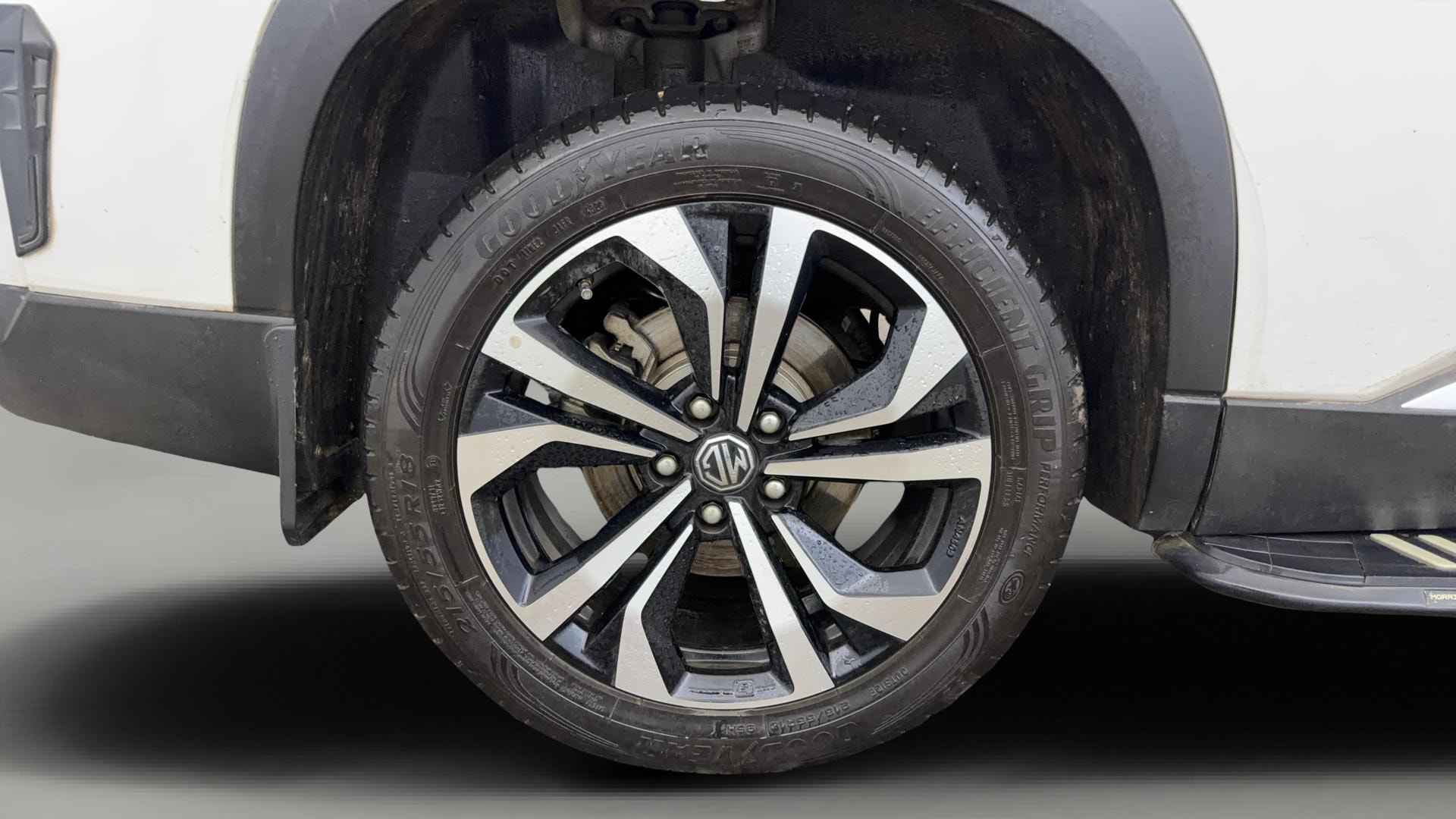 Used 2024 MG Hector Plus Used 2024 MG Hector Plus
