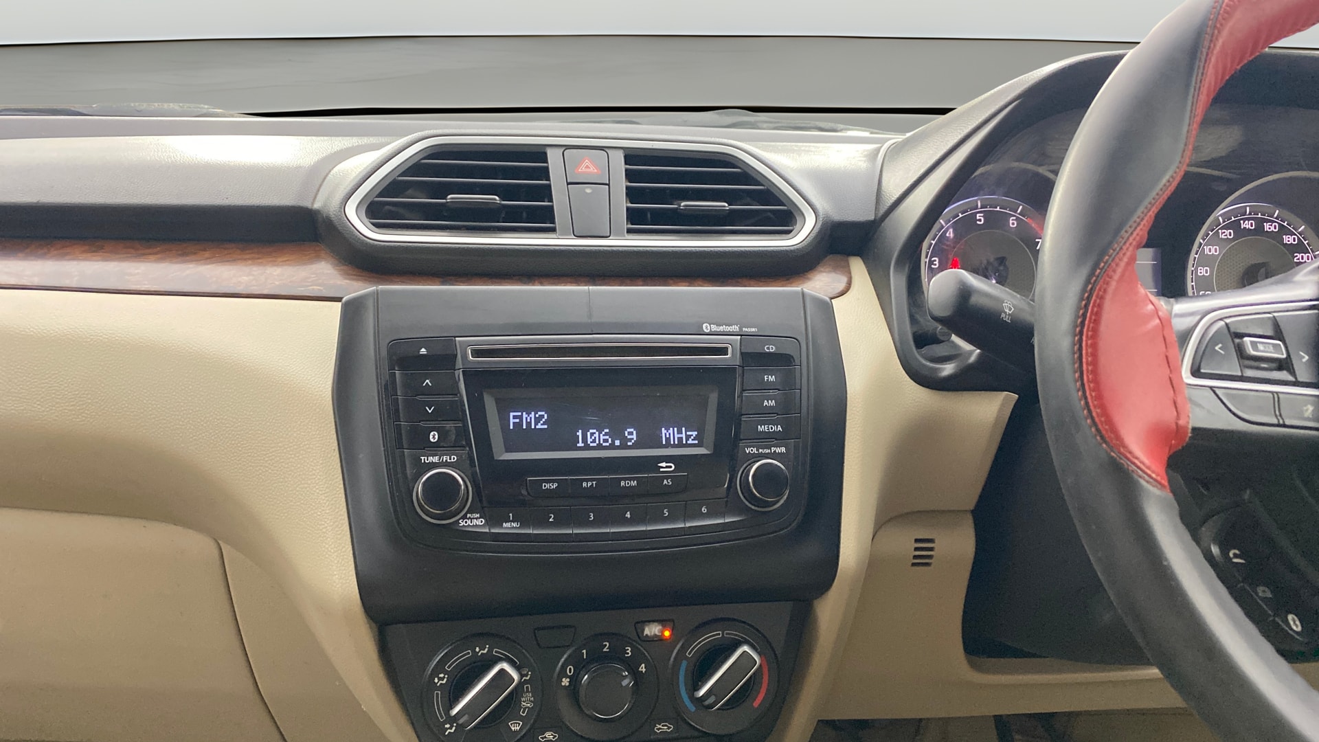 View 2019 Maruti Suzuki 1000 Base Variant Image 17 Used 2019 Maruti Suzuki 1000 Base Variant Image 17