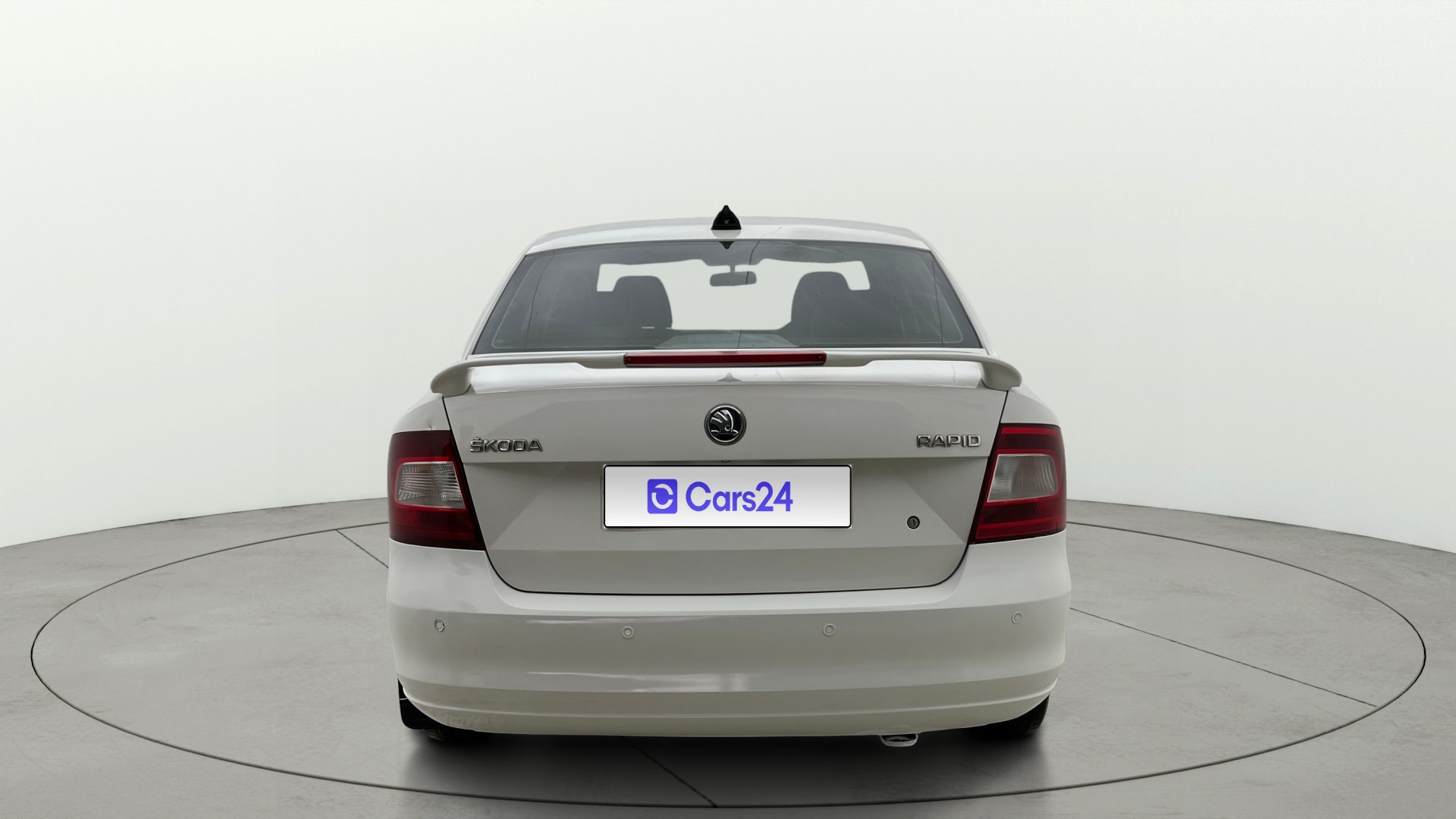 View 2016 Skoda Rapid 1.6 MPI Active Petrol BS IV Image 38 Used 2016 Skoda Rapid 1.6 MPI Active Petrol BS IV Image 38
