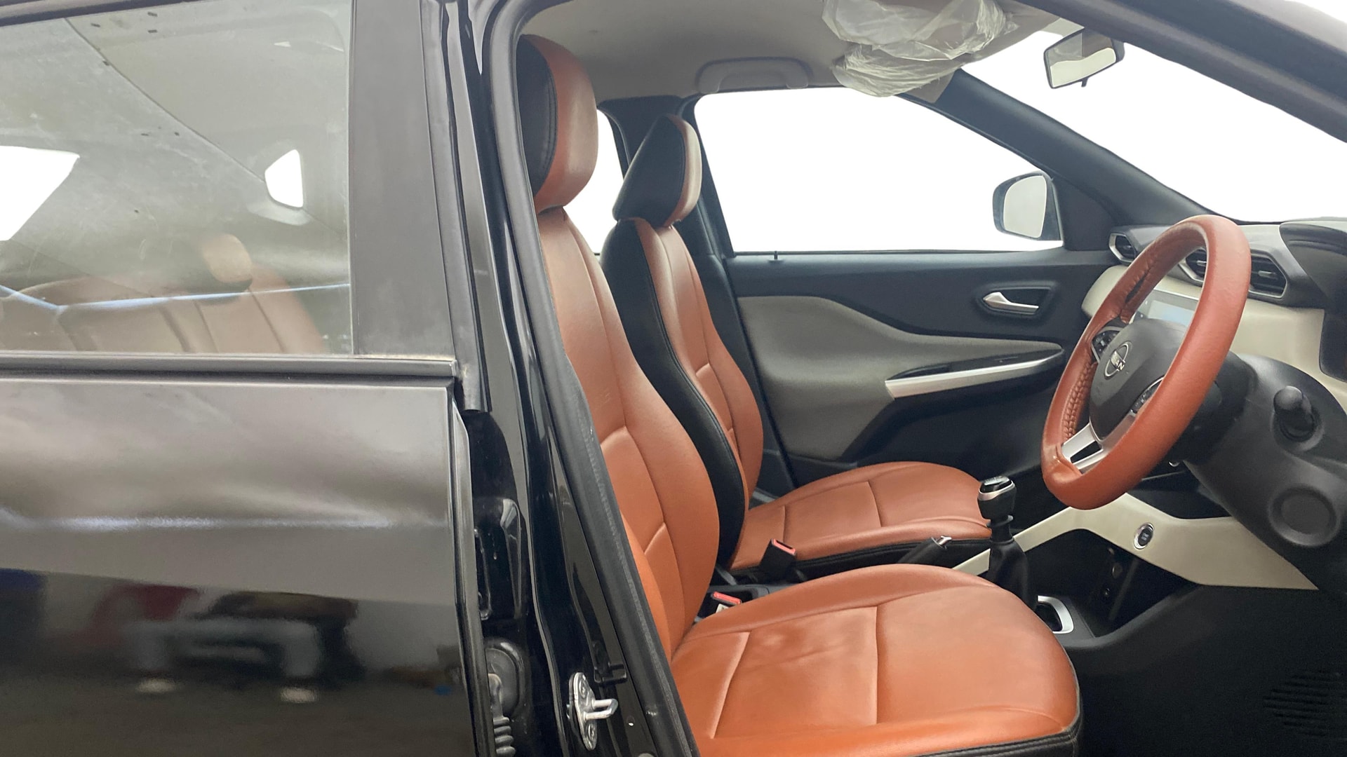 View 2022 Nissan Magnite XV Image 26 Used 2022 Nissan Magnite XV Image 26