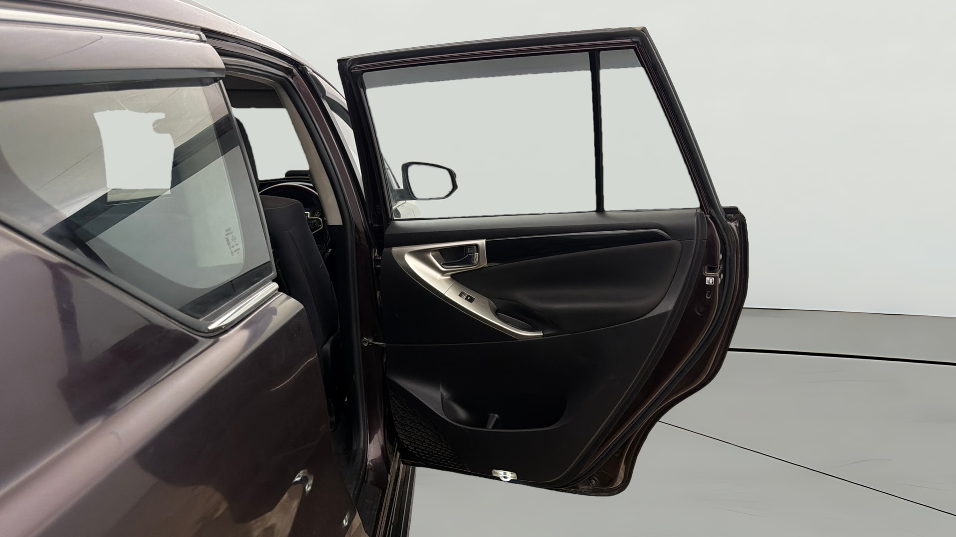 Used 2022 Toyota Innova Crysta Used 2022 Toyota Innova Crysta