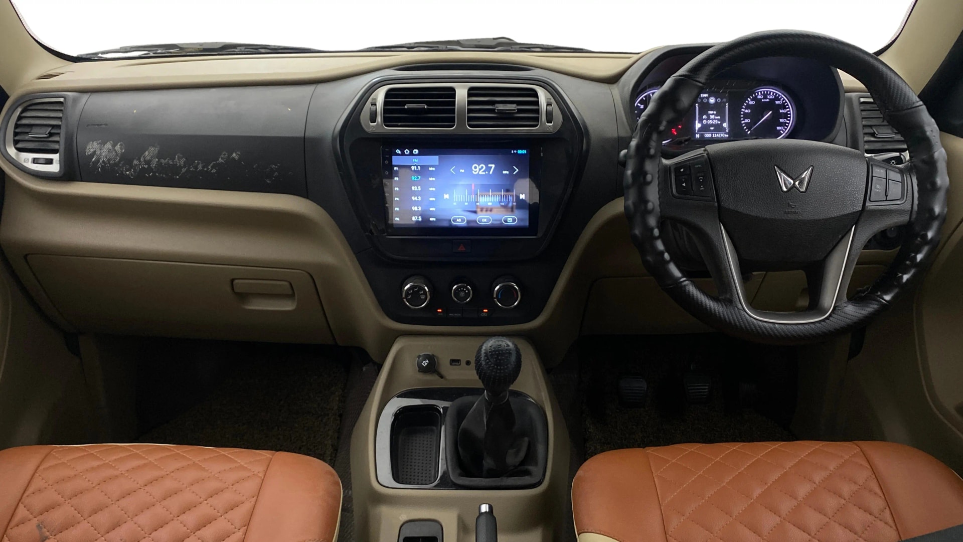 View 2024 Mahindra Bolero Neo N10 (R) Image 16 Used 2024 Mahindra Bolero Neo N10 (R) Image 16
