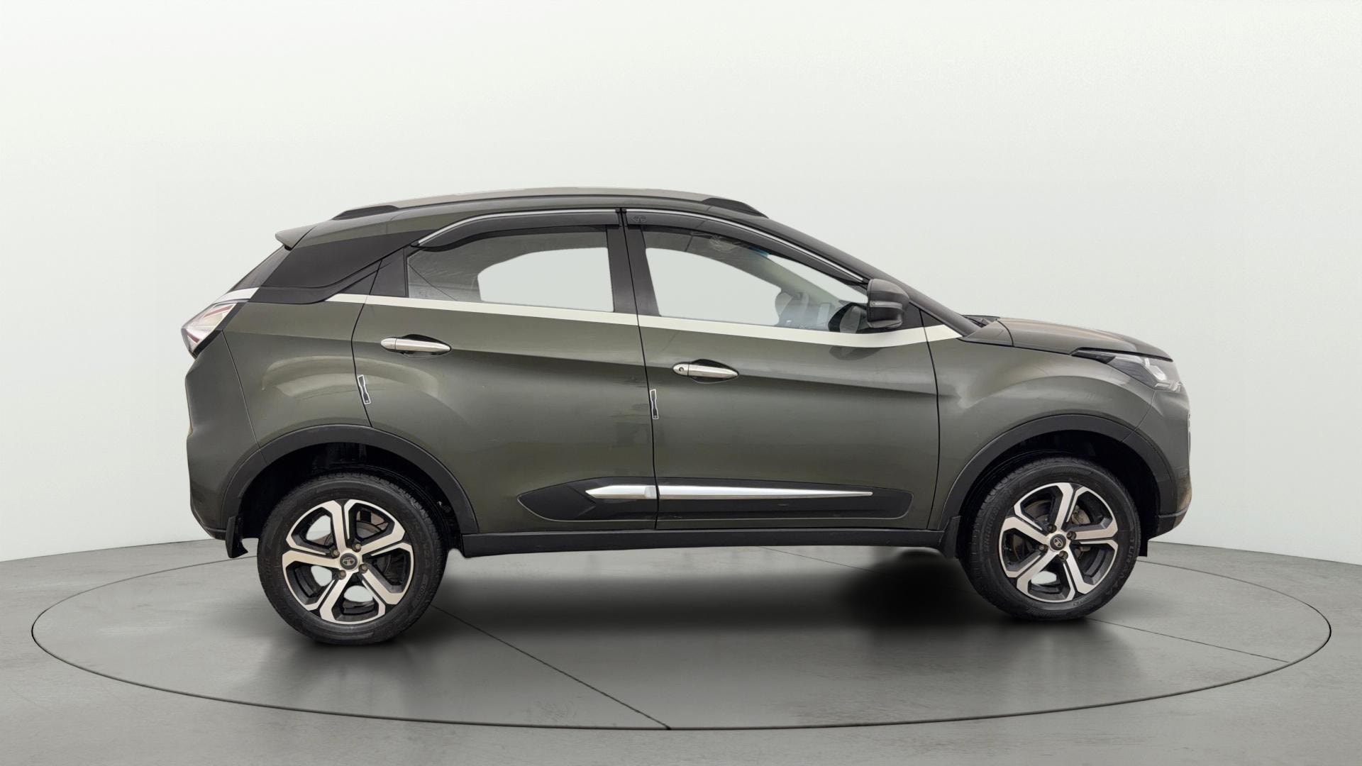 View 2023 Tata Nexon Revotron XE Image 8 Used 2023 Tata Nexon Revotron XE Image 8