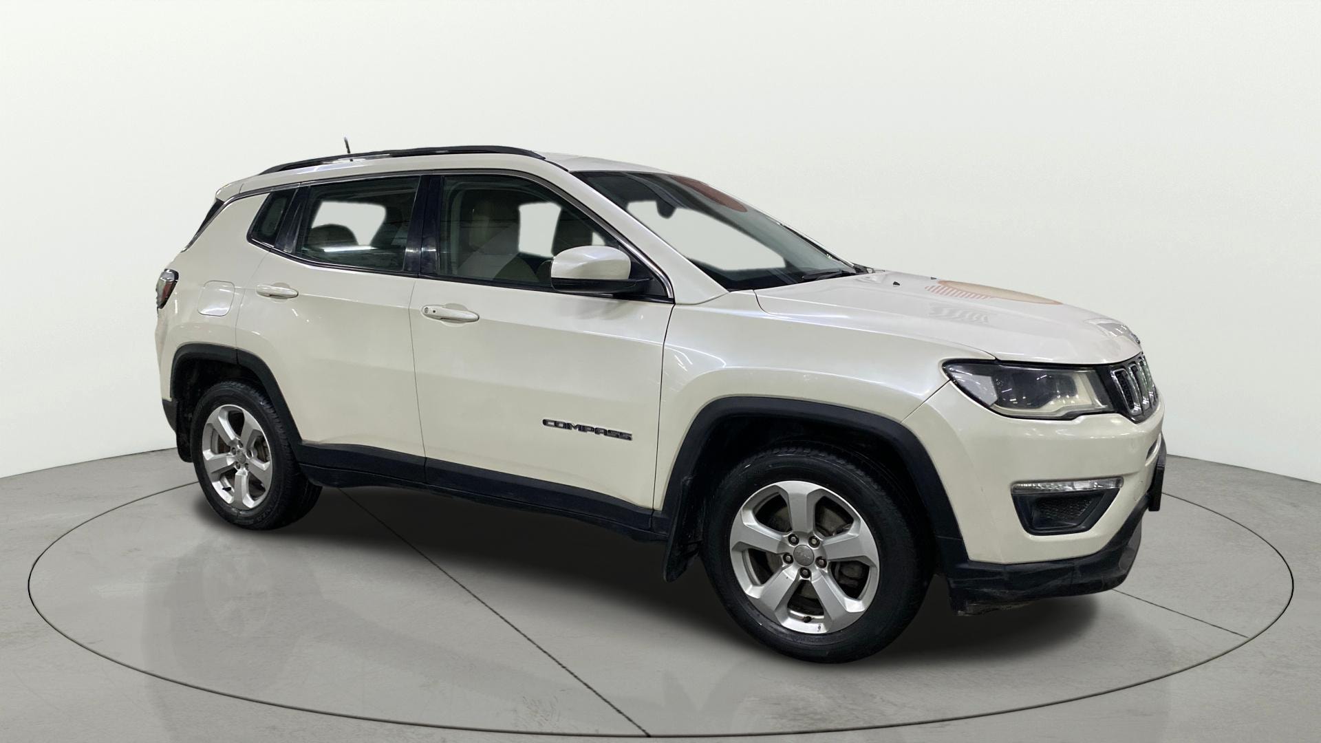 View 2017 Jeep Compass Longitude (O) 2.0 Diesel MT Image 13 Used 2017 Jeep Compass Longitude (O) 2.0 Diesel MT Image 13