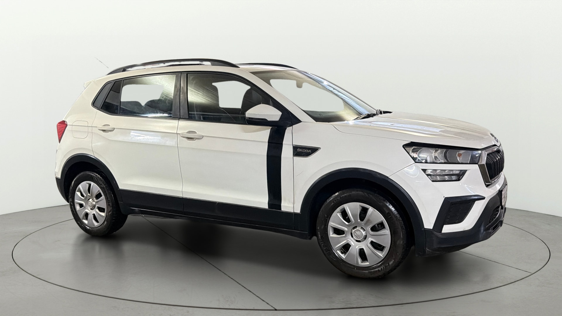 View 2022 Skoda Kushaq Active 1.0 TSI MT Image 21 Used 2022 Skoda Kushaq Active 1.0 TSI MT Image 21