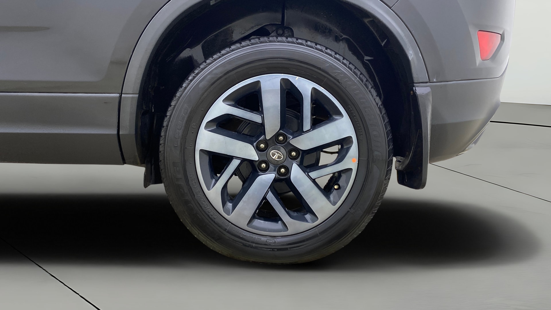 View 2021 Tata Harrier XE Image 8 Used 2021 Tata Harrier XE Image 8