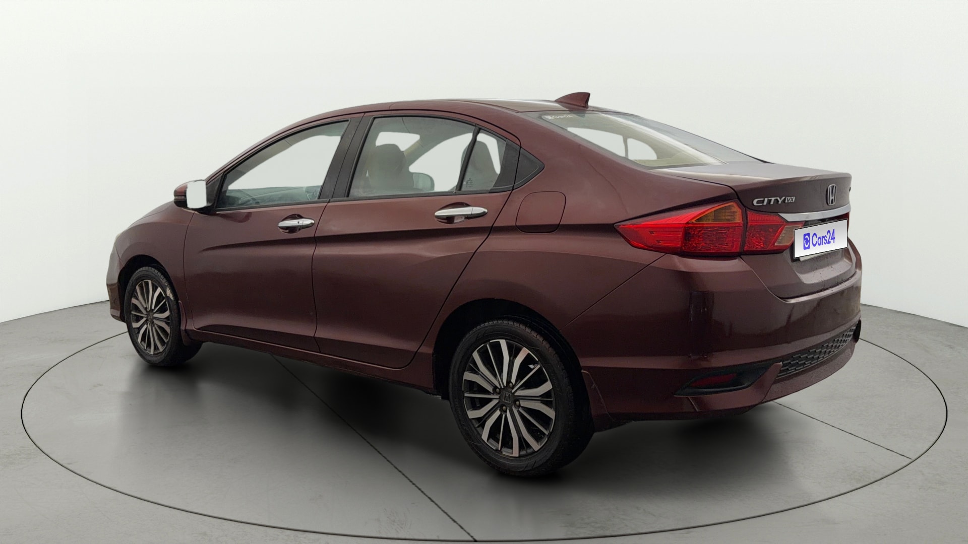 View 2017 Honda City ZX MT Diesel Anniversary Edition Image 2 Used 2017 Honda City ZX MT Diesel Anniversary Edition Image 2