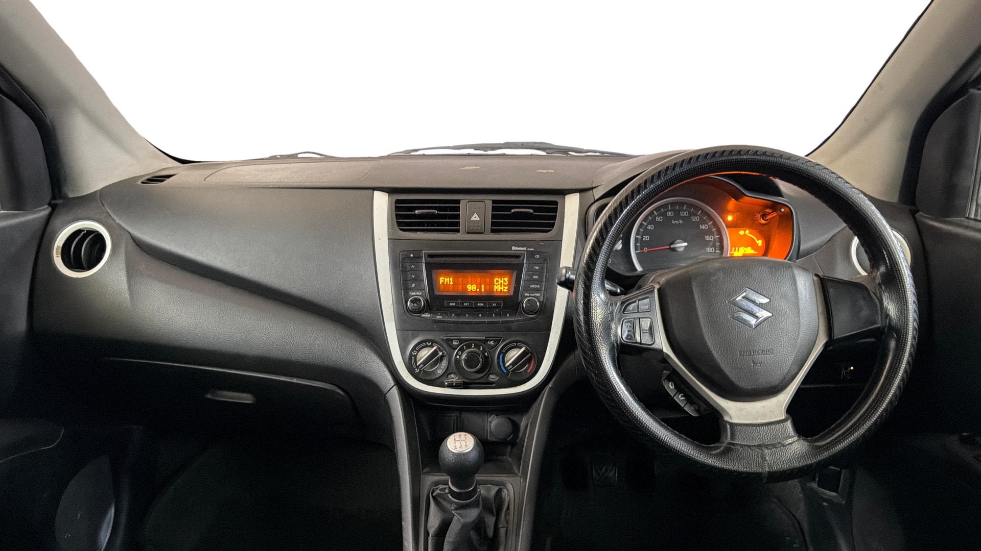 View 2018 Maruti Suzuki 1000 Base Variant Image 15 Used 2018 Maruti Suzuki 1000 Base Variant Image 15