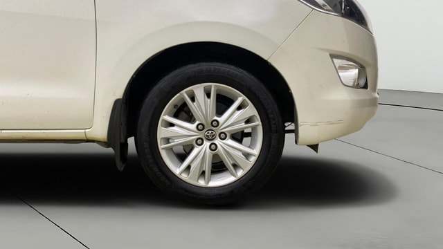 View Toyota Innova Crysta Image 43 Used Toyota Innova Crysta Image 43