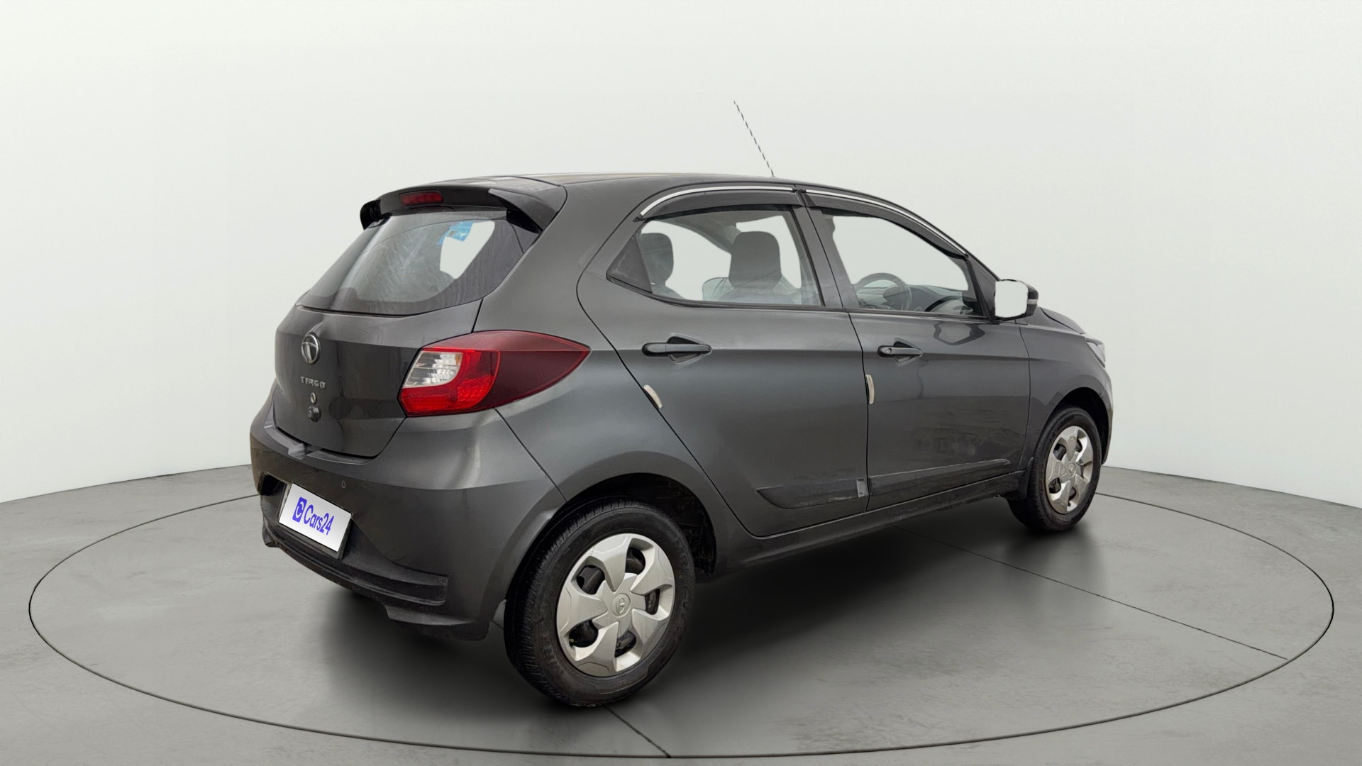 View 2022 Tata Tiago Revotorq XB Image 42 Used 2022 Tata Tiago Revotorq XB Image 42
