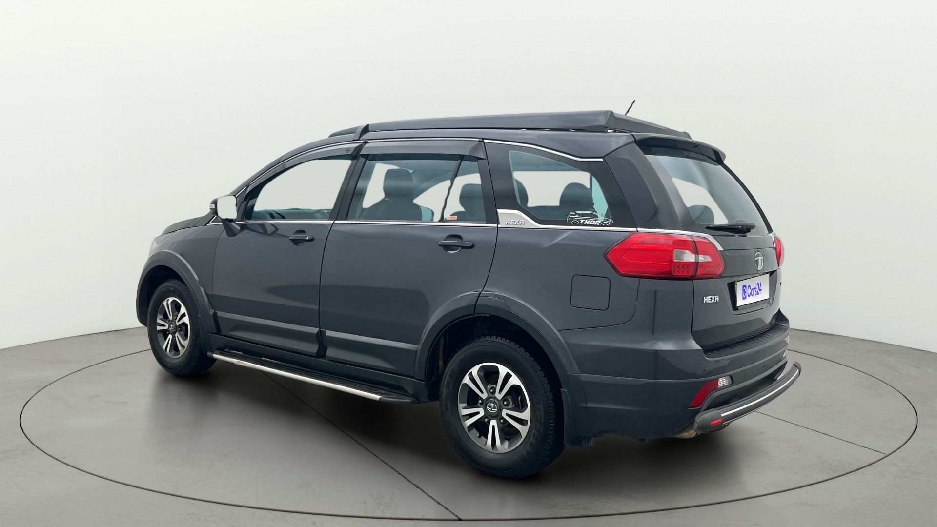 View 2018 Tata Hexa XM 4X2 Image 2 Used 2018 Tata Hexa XM 4X2 Image 2