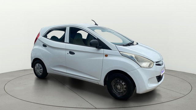 View Hyundai EON Image 35 Used Hyundai EON Image 35
