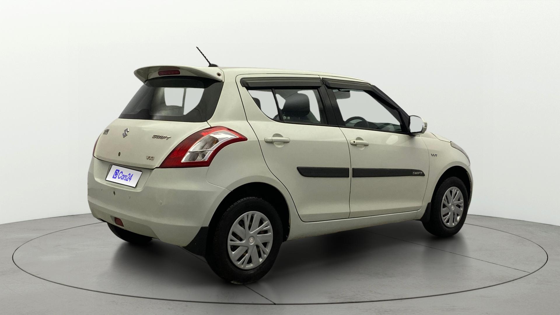 View 2016 Maruti Suzuki 1000 Base Variant Image 42 Used 2016 Maruti Suzuki 1000 Base Variant Image 42