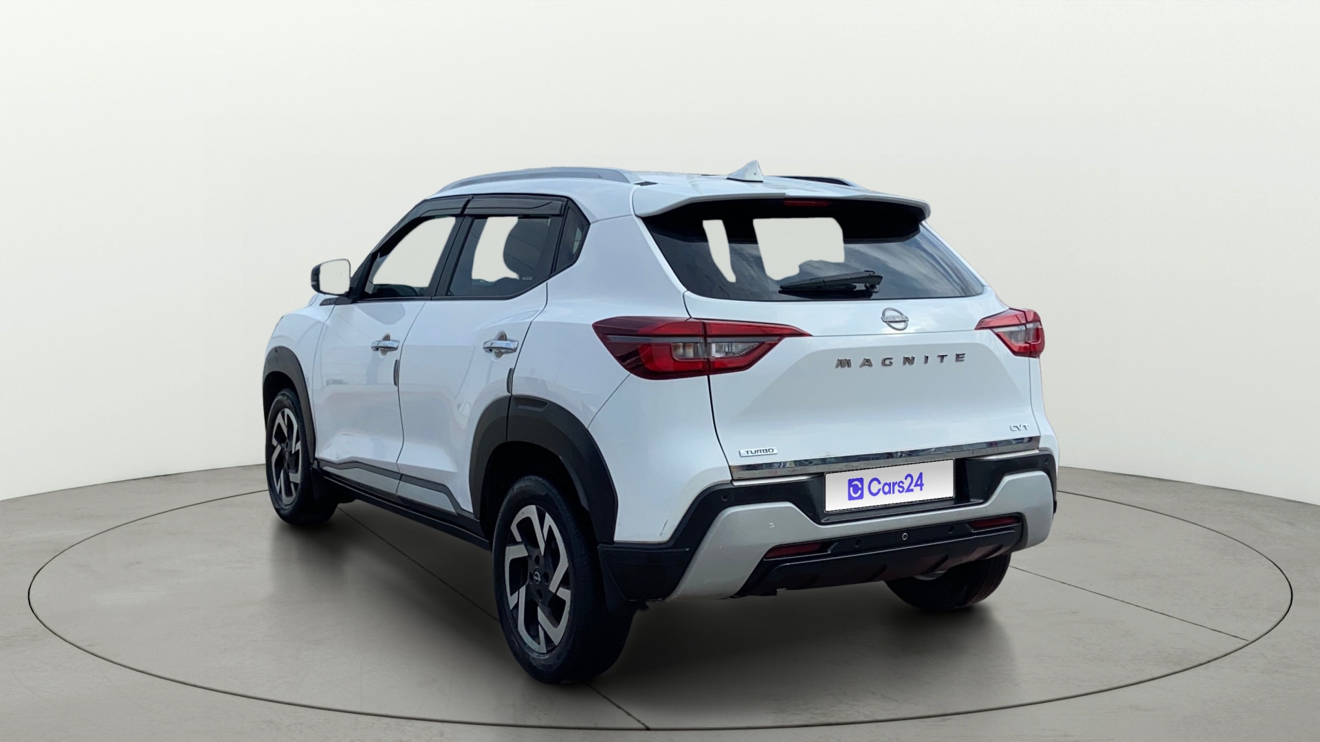 View 2022 Nissan Magnite Turbo XV Premium CVT Image 2 Used 2022 Nissan Magnite Turbo XV Premium CVT Image 2