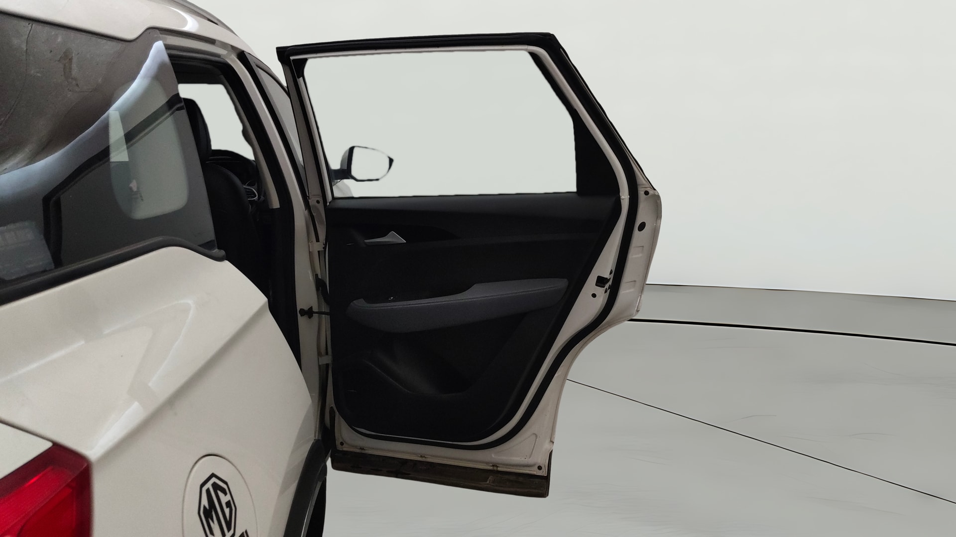 View 2022 MG Hector Shine Petrol Image 7 Used 2022 MG Hector Shine Petrol Image 7