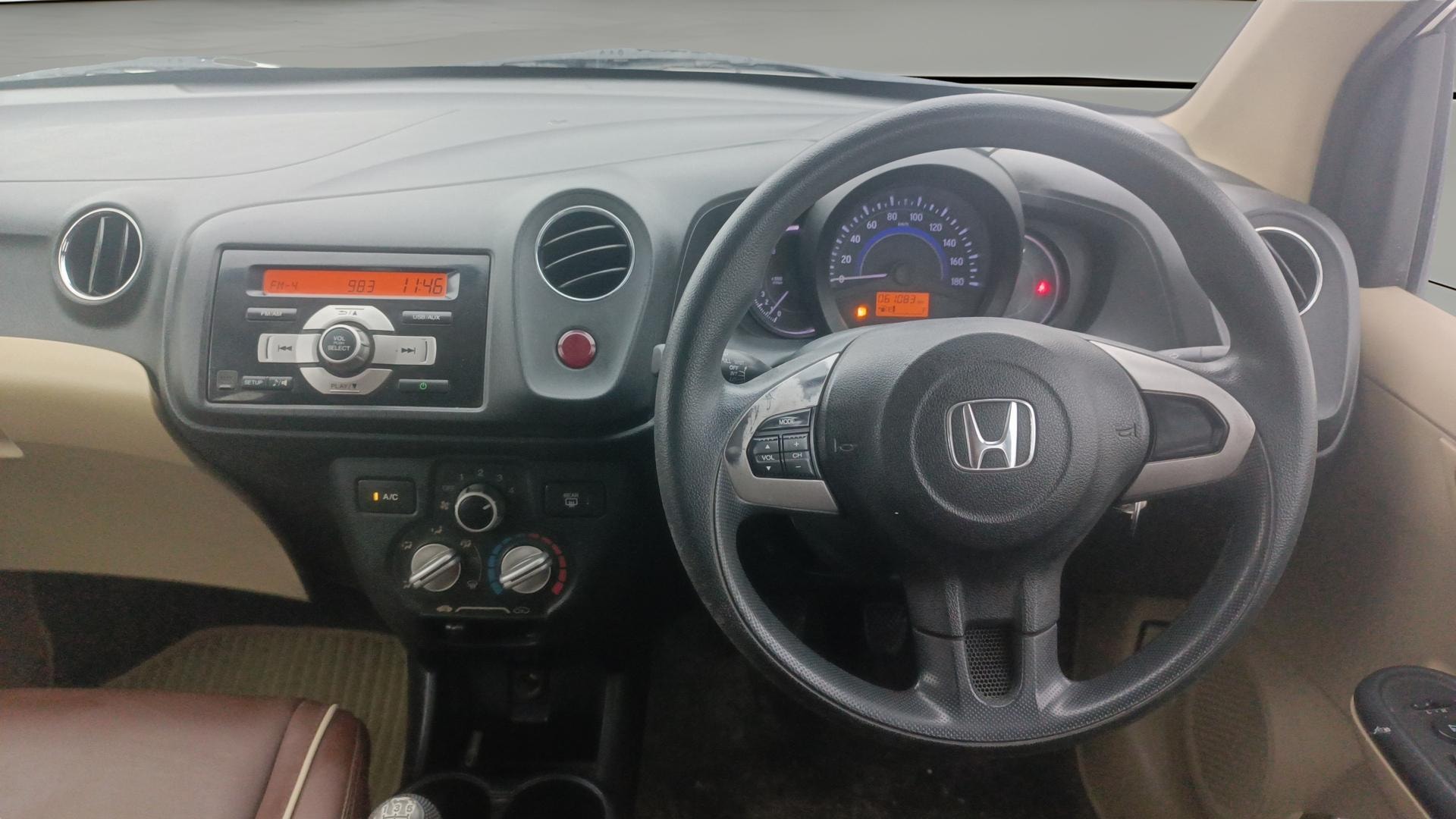 View 2015 Honda Brio S MT Petrol Image 20 Used 2015 Honda Brio S MT Petrol Image 20