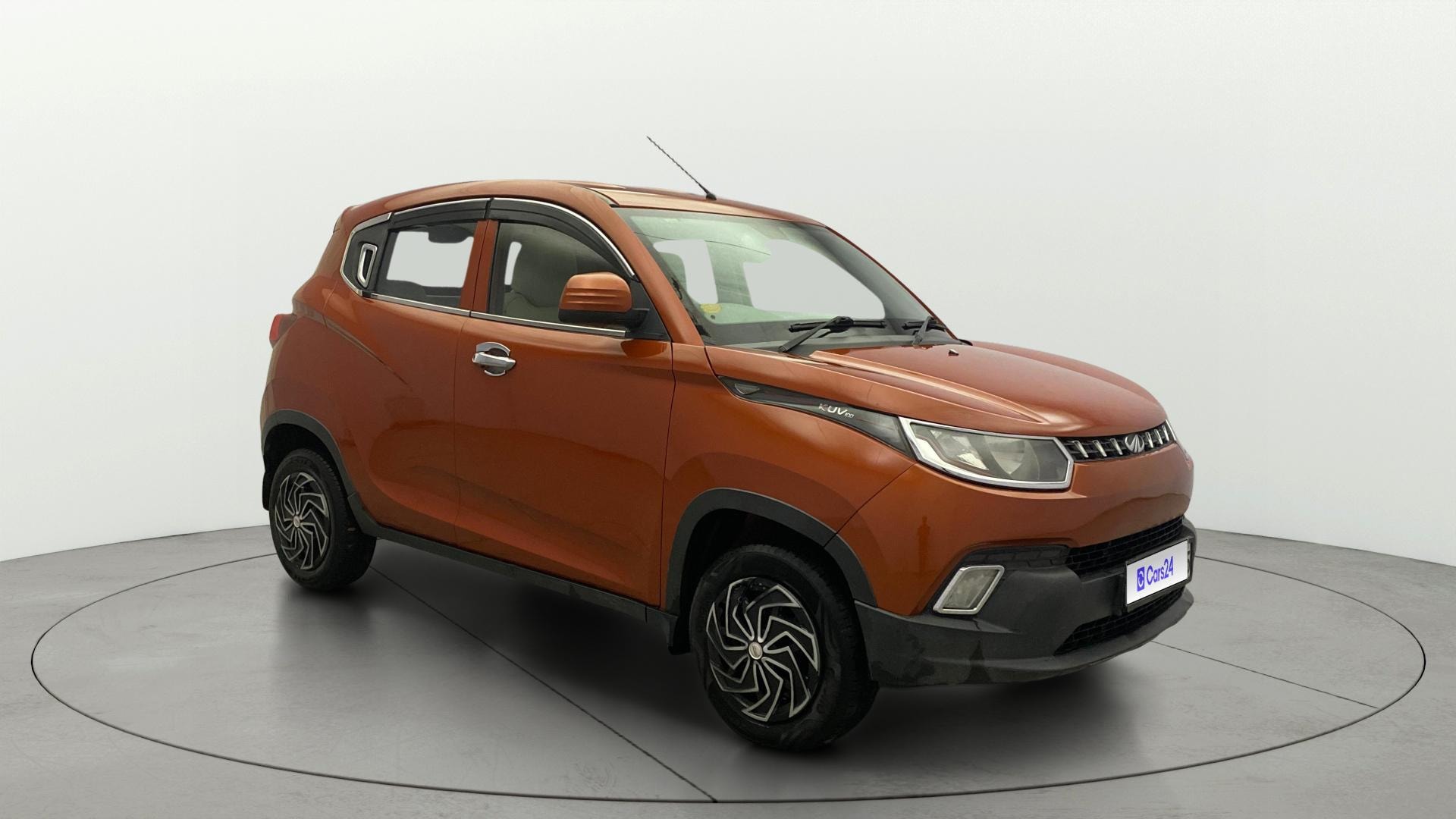 View 2016 Mahindra KUV100 K4 Plus Petrol 5 Seater BS IV Image 21 Used 2016 Mahindra KUV100 K4 Plus Petrol 5 Seater BS IV Image 21