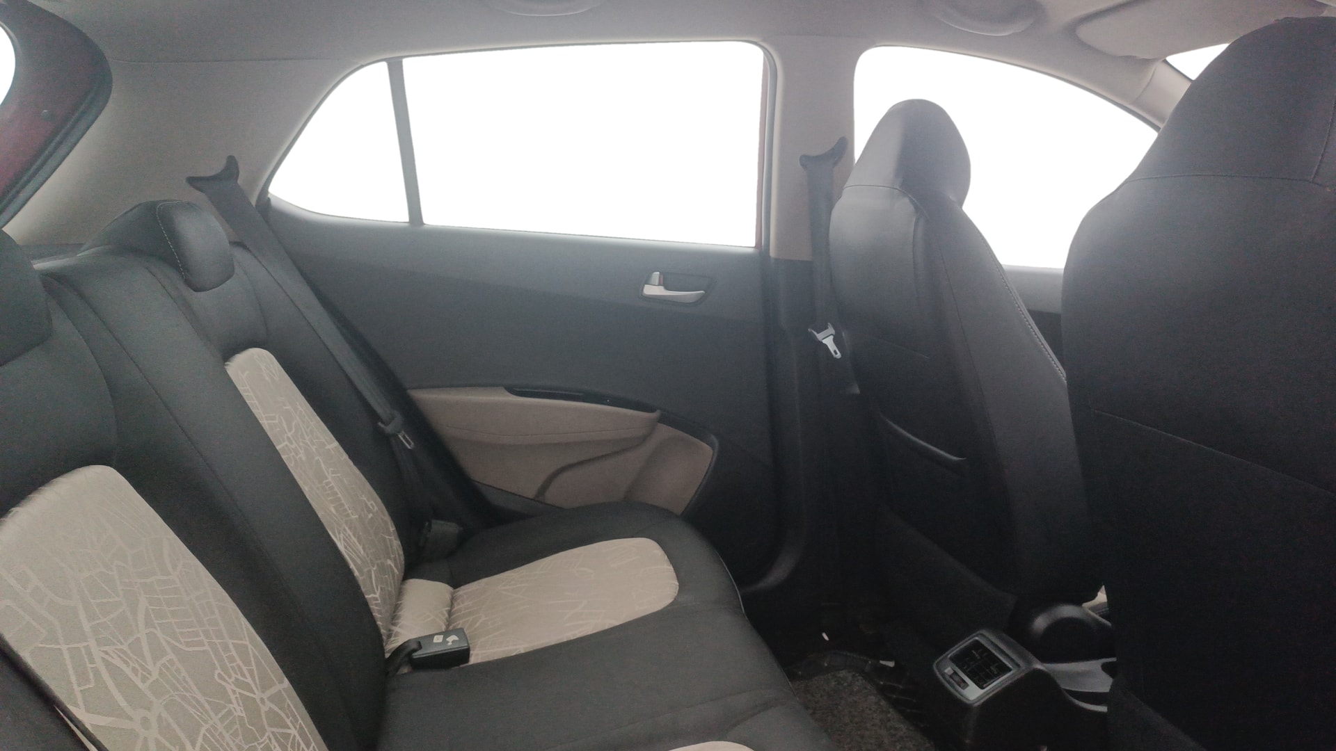 Used 2016 Hyundai Grand i10 Used 2016 Hyundai Grand i10