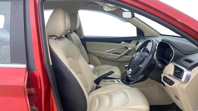 View MG Hector Image 26 Used MG Hector Image 26