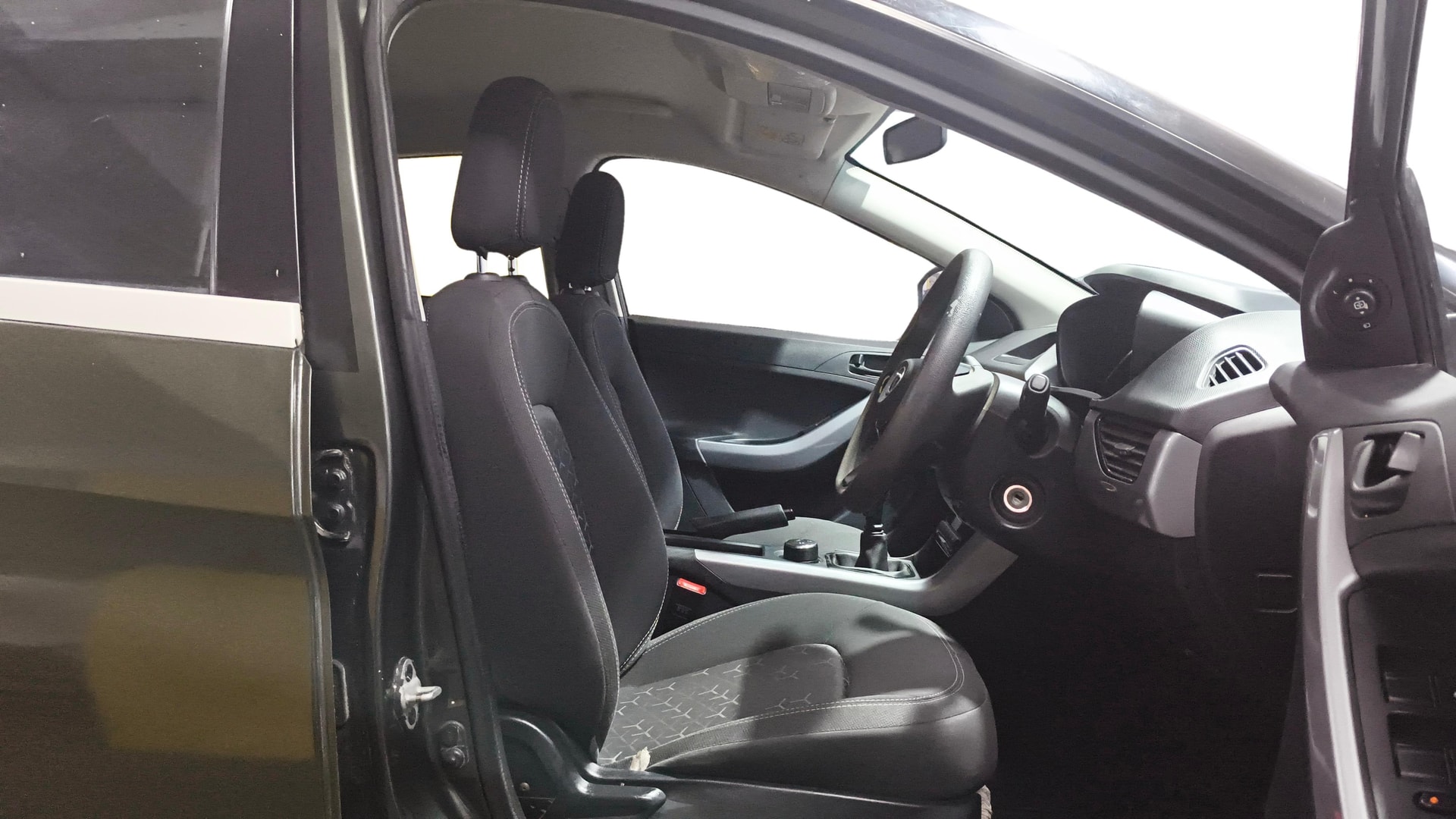 View 2022 Tata Nexon Revotron XM Image 25 Used 2022 Tata Nexon Revotron XM Image 25