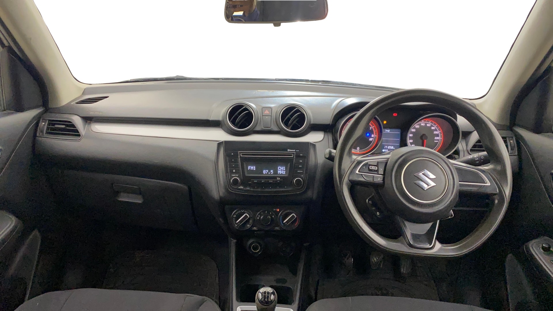 View 2020 Maruti Suzuki 1000 Base Variant Image 15 Used 2020 Maruti Suzuki 1000 Base Variant Image 15