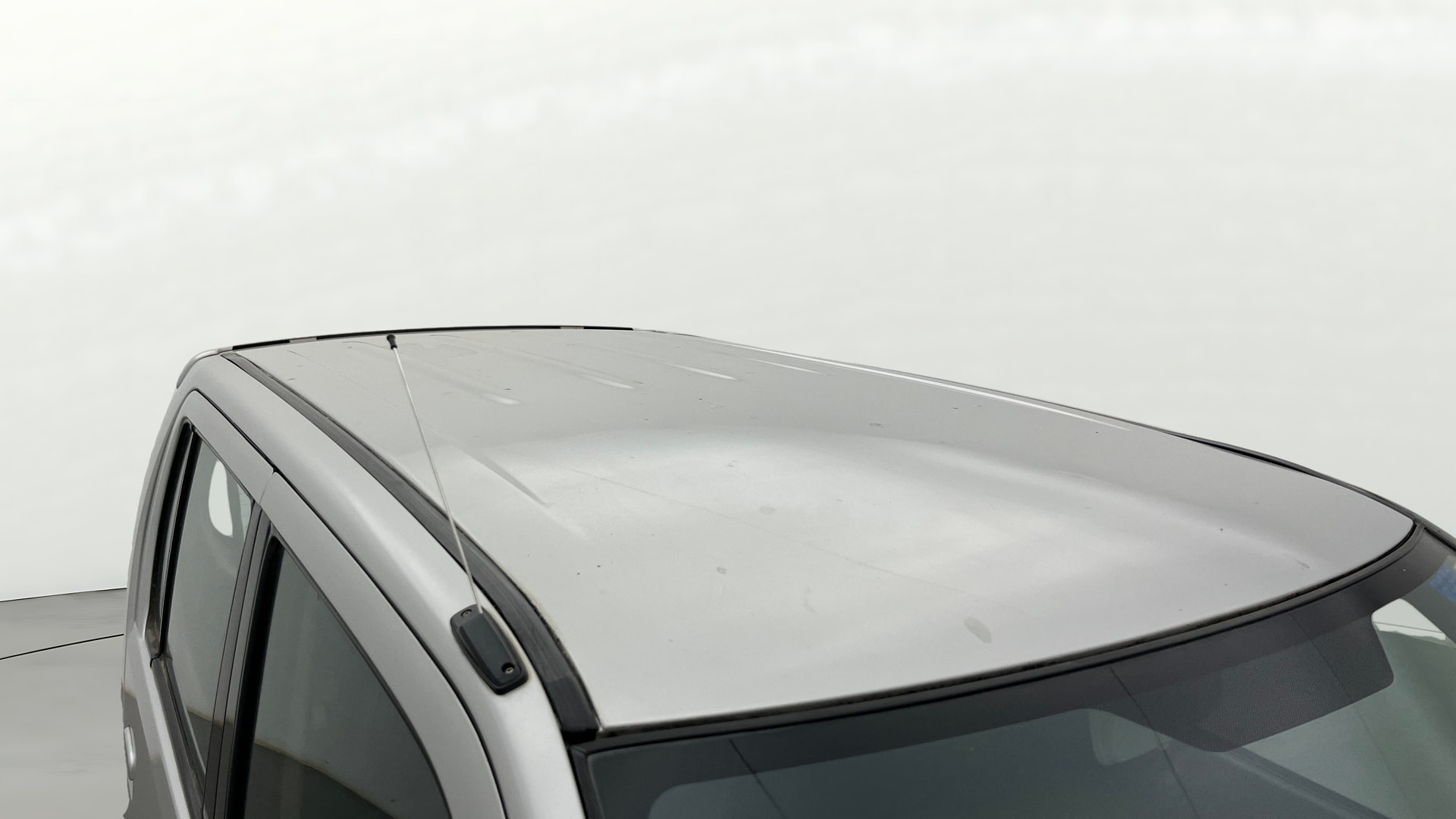 Used 2013 Maruti Suzuki Stingray Used 2013 Maruti Suzuki Stingray