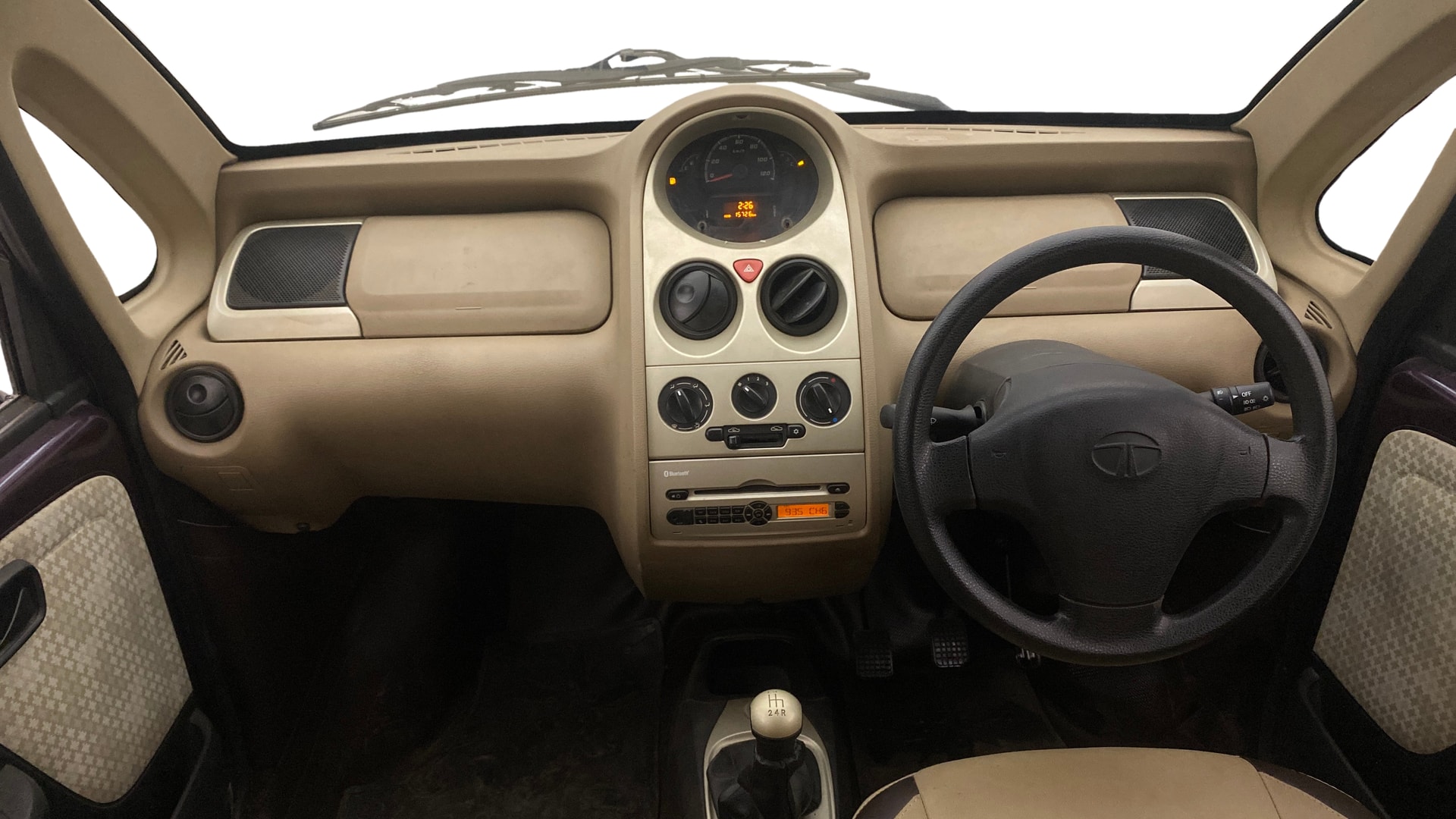 View 2015 Tata Nano Twist XT Image 14 Used 2015 Tata Nano Twist XT Image 14