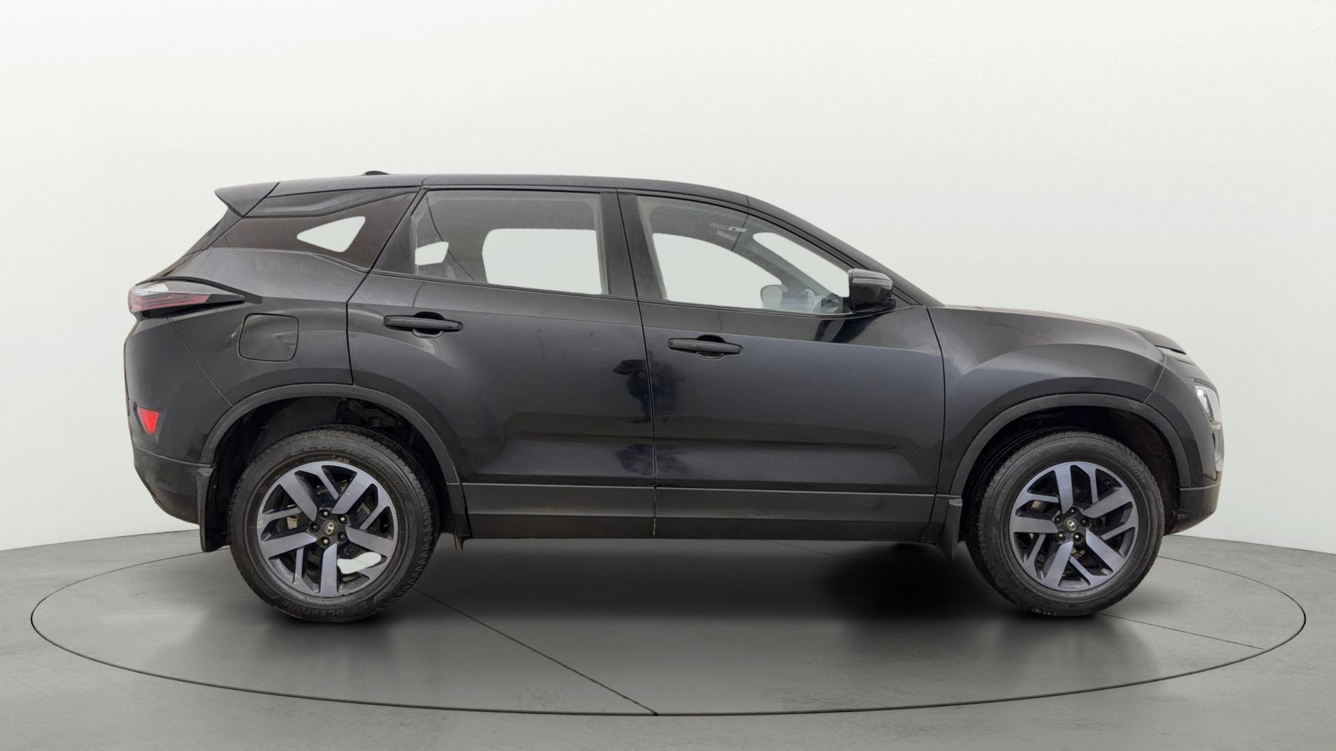 View 2022 Tata Harrier XE Image 9 Used 2022 Tata Harrier XE Image 9