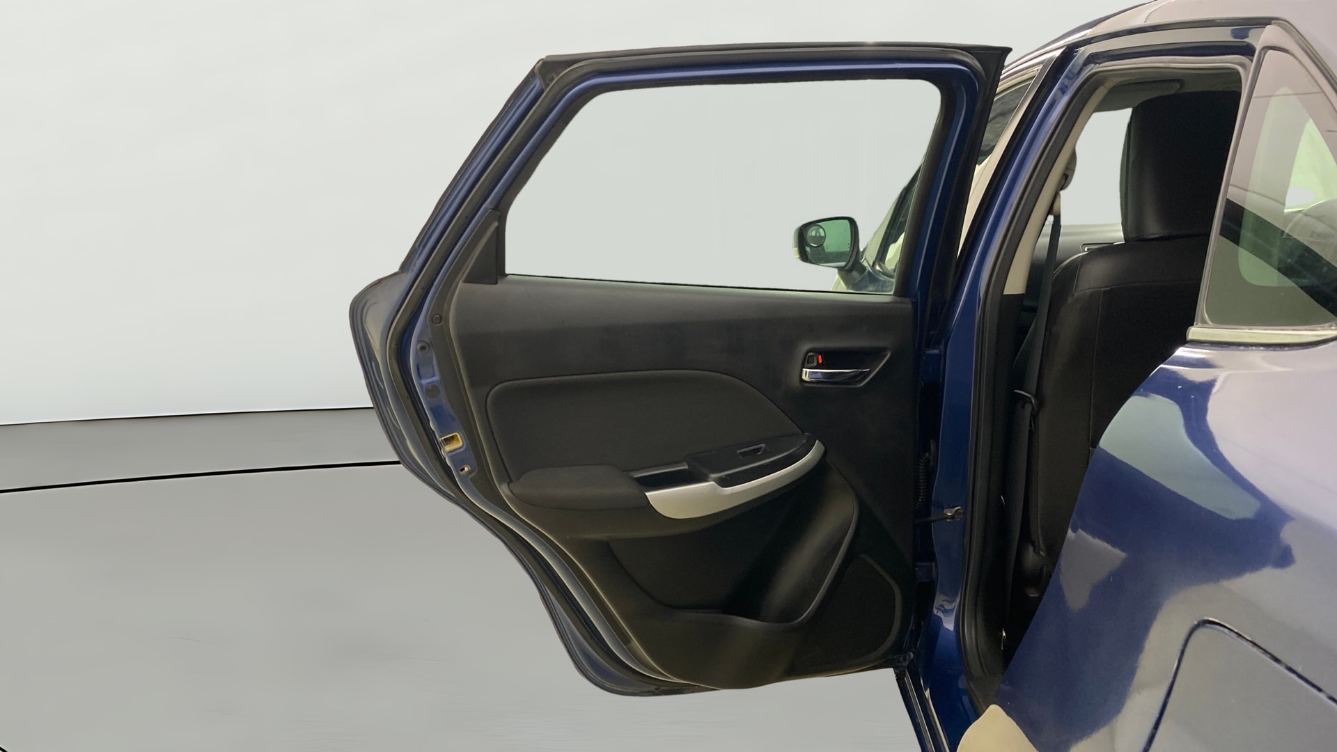 View 2018 Maruti Suzuki 1000 Base Variant Image 14 Used 2018 Maruti Suzuki 1000 Base Variant Image 14