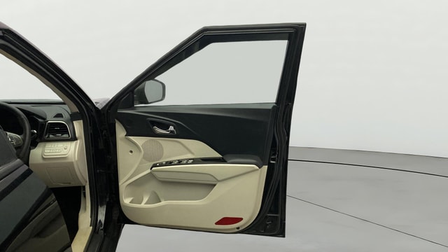 View Mahindra XUV300 Image 48 Used Mahindra XUV300 Image 48