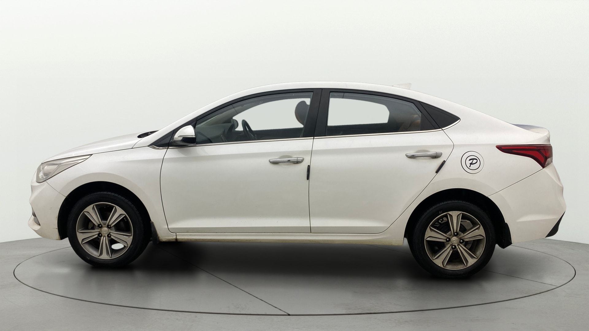 View 2018 Hyundai Verna 1.6 VTVT SX Image 5 Used 2018 Hyundai Verna 1.6 VTVT SX Image 5