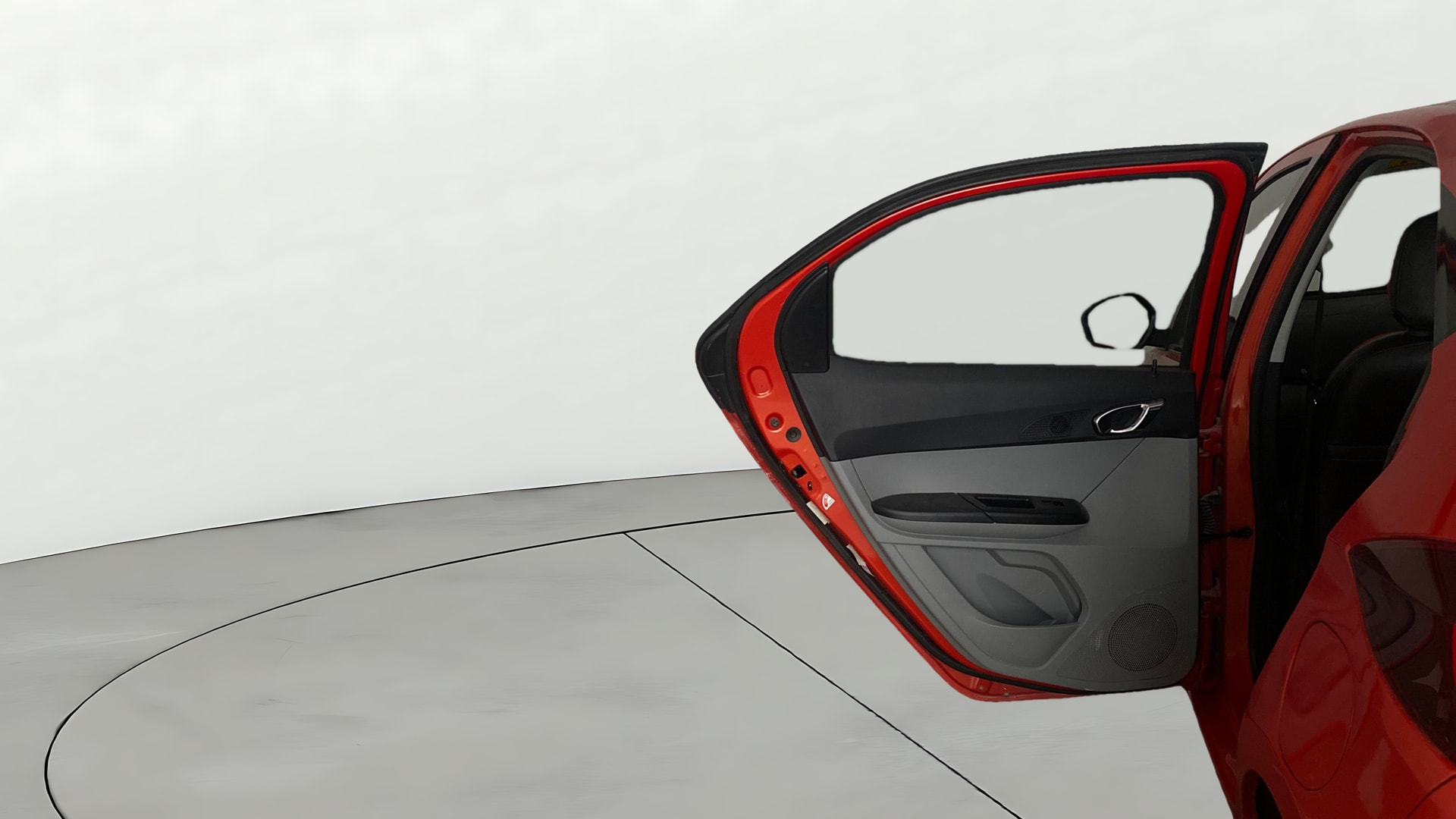 View 2020 Tata Tiago Revotorq XB Image 23 Used 2020 Tata Tiago Revotorq XB Image 23