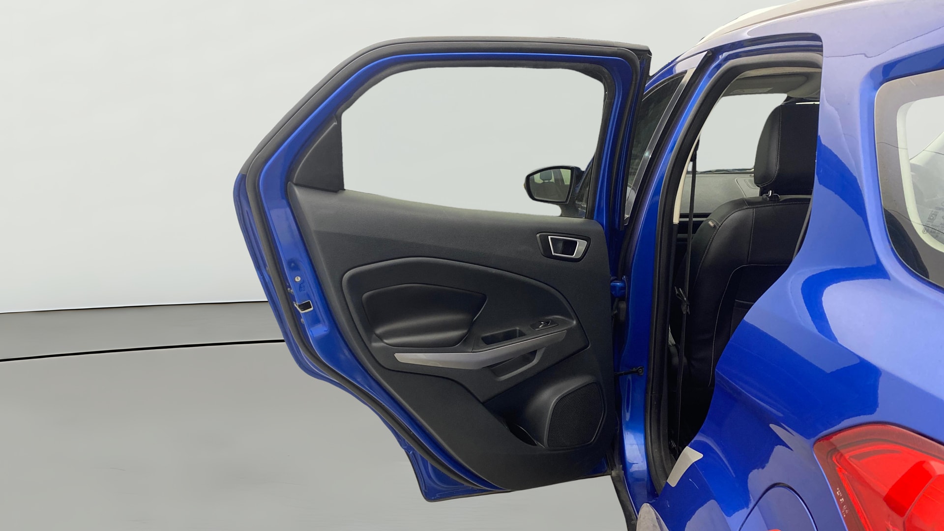 View 2018 Ford EcoSport 1.5 TDCi Diesel Ambiente BS IV Image 22 Used 2018 Ford EcoSport 1.5 TDCi Diesel Ambiente BS IV Image 22