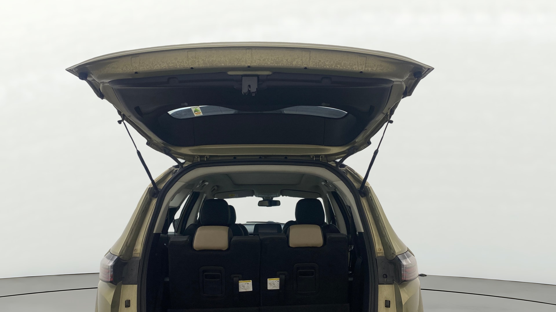 Used 2022 Tata Safari Used 2022 Tata Safari