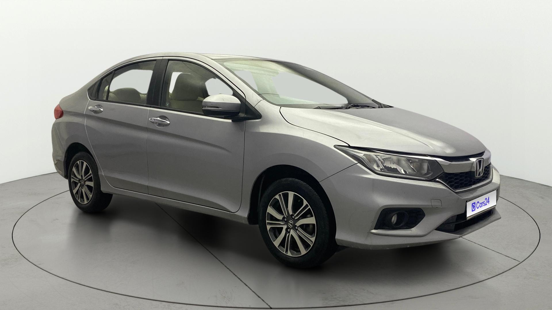 View 2022 Honda City ZX MT Diesel Anniversary Edition Image 14 Used 2022 Honda City ZX MT Diesel Anniversary Edition Image 14
