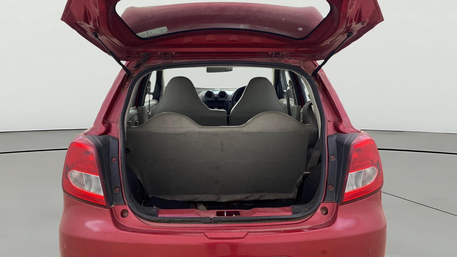 View 2015 Datsun Go T Image 36 Used 2015 Datsun Go T Image 36