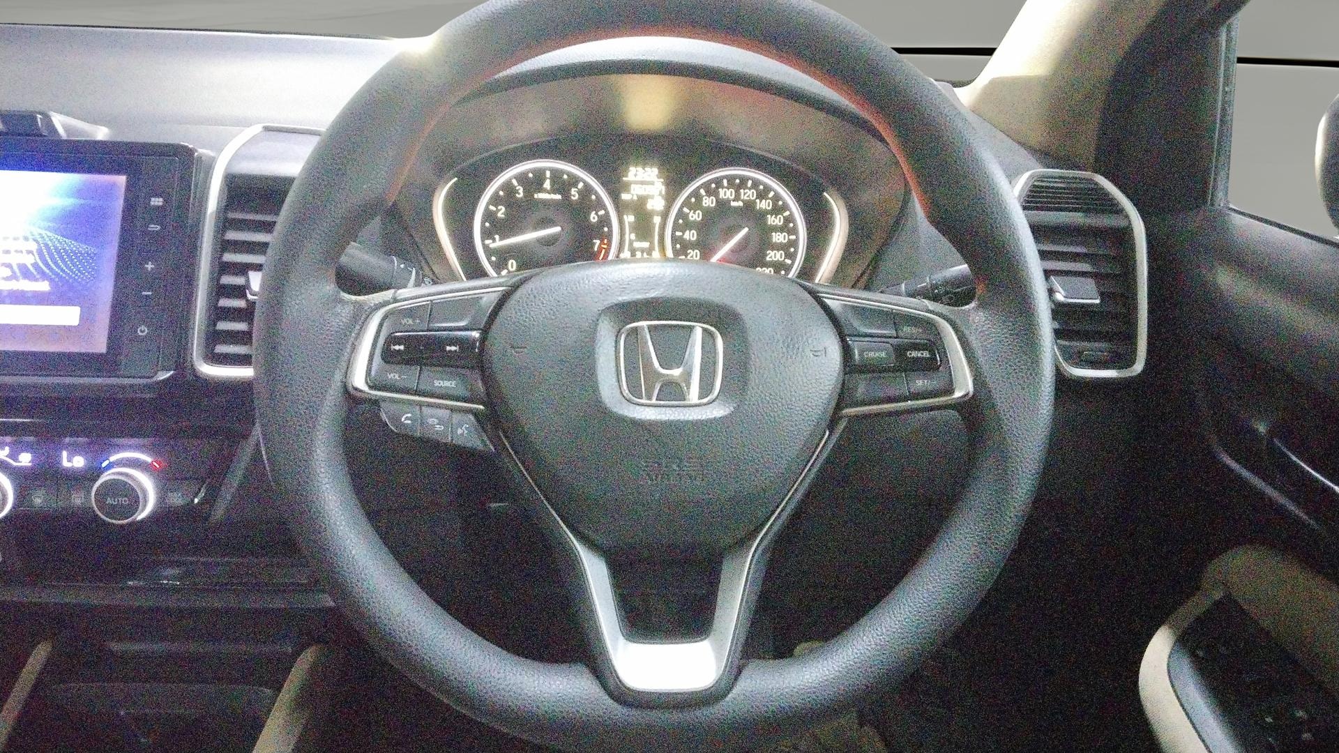 View 2020 Honda City ZX MT Diesel Anniversary Edition Image 21 Used 2020 Honda City ZX MT Diesel Anniversary Edition Image 21