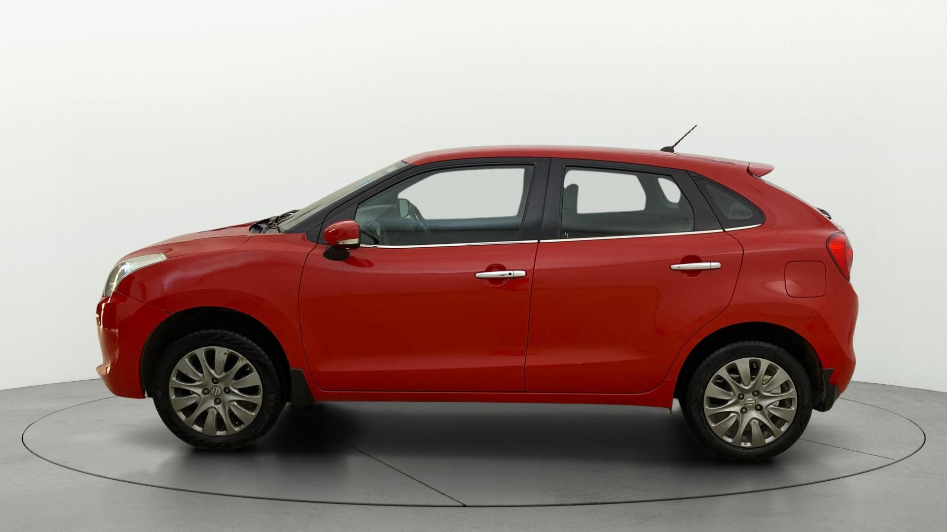 View 2016 Maruti Suzuki 1000 Base Variant Image 5 Used 2016 Maruti Suzuki 1000 Base Variant Image 5