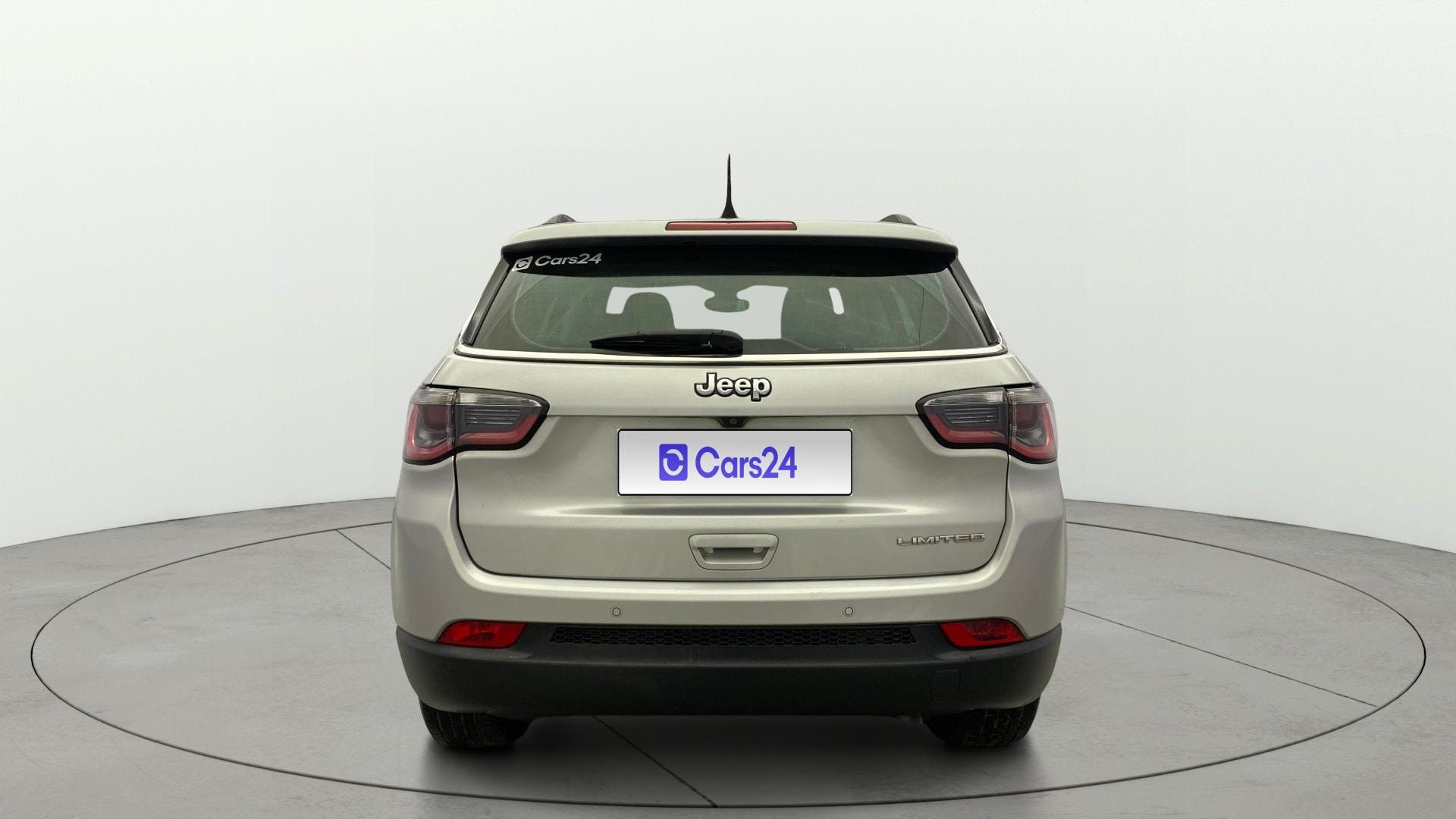View 2017 Jeep Compass Limited 1.4 Multi AIR Petrol DDCT AT BS IV Image 40 Used 2017 Jeep Compass Limited 1.4 Multi AIR Petrol DDCT AT BS IV Image 40