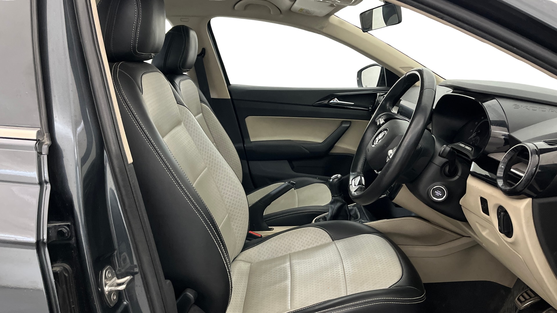 Used 2023 Skoda Slavia Used 2023 Skoda Slavia